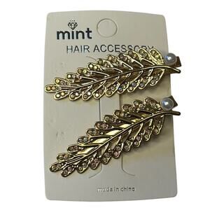 Mint Gold Tone Leaf Hair Clips Rhinestone Pearl Barrettes Set of 2 NWT